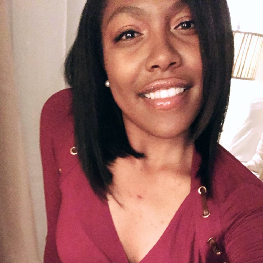 Meet your Posher, Hyleah